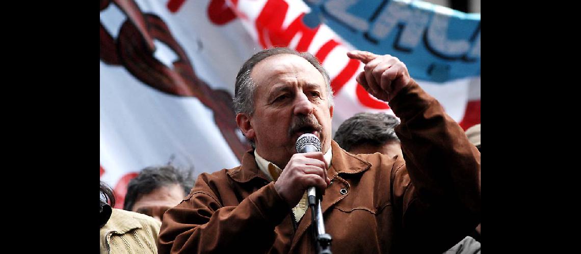 Hugo Yasky anuncioacute que habraacute otra marcha sindical