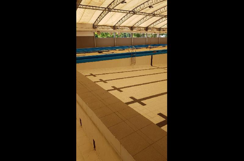 Los vestuarios del natatorio del Parque estaacuten casi listos