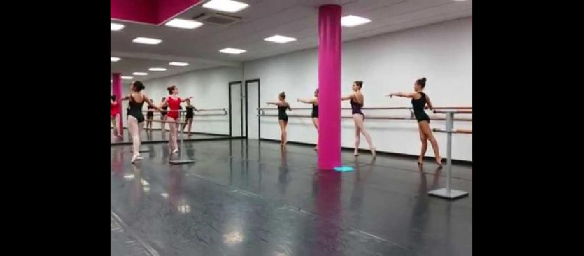Convocatoria para integrar el Ballet de Danza Claacutesica local