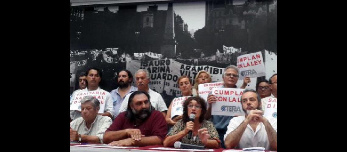 Ctera exige al Gobierno que convoque a la paritaria nacional
