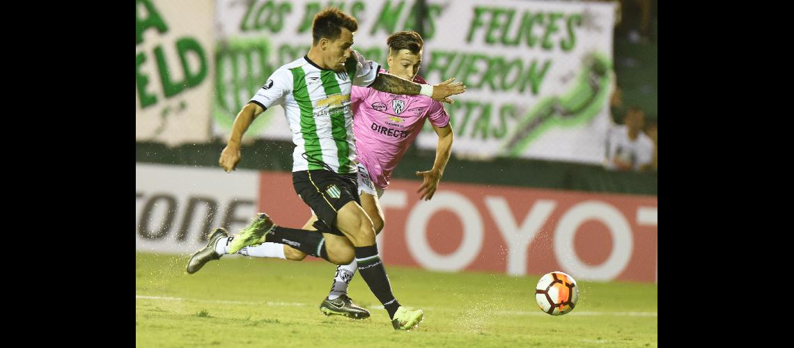 Banfield se pone de pie