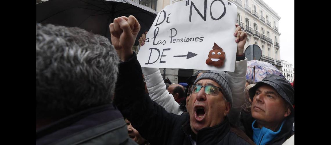 Protestas por las jubilaciones en Espantildea