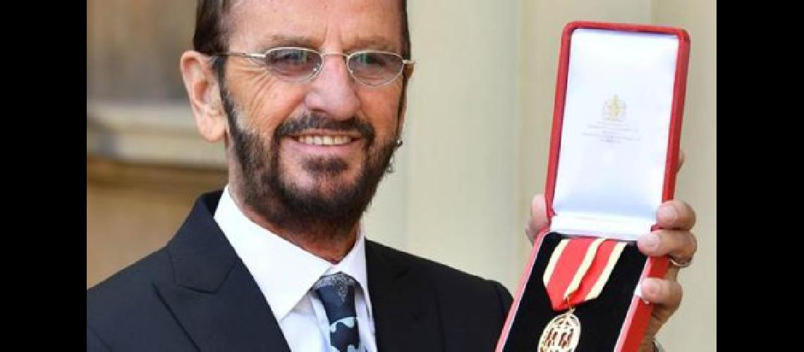 Ringo Starr  Caballero del Imperio Britaacutenico