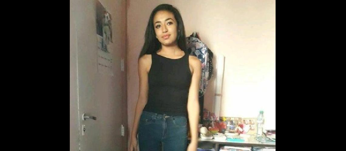Aparecioacute Brisa Martiacutenez