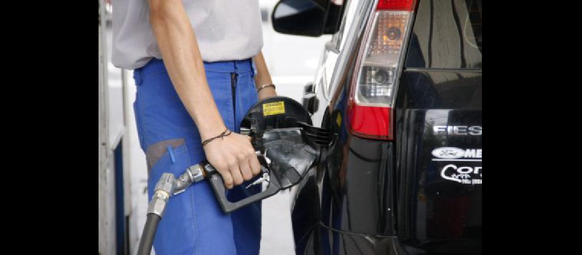 Volvieron a aumentar hoy los combustibles