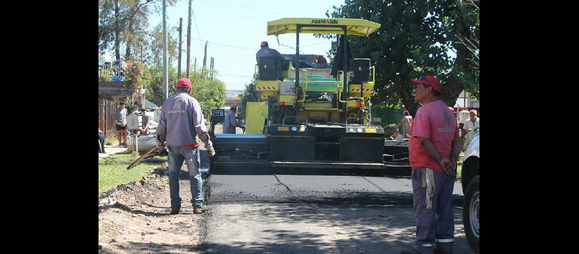 El Municipio construye nuevas cuadras de pavimento en San Joseacute