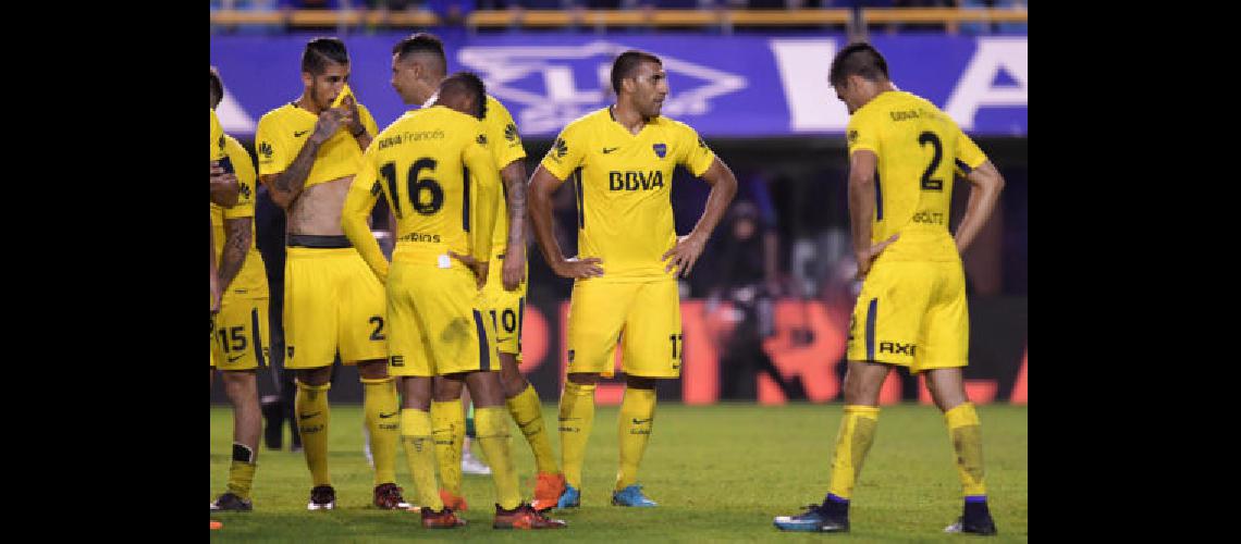 A Boca se le cayoacute la Defensa