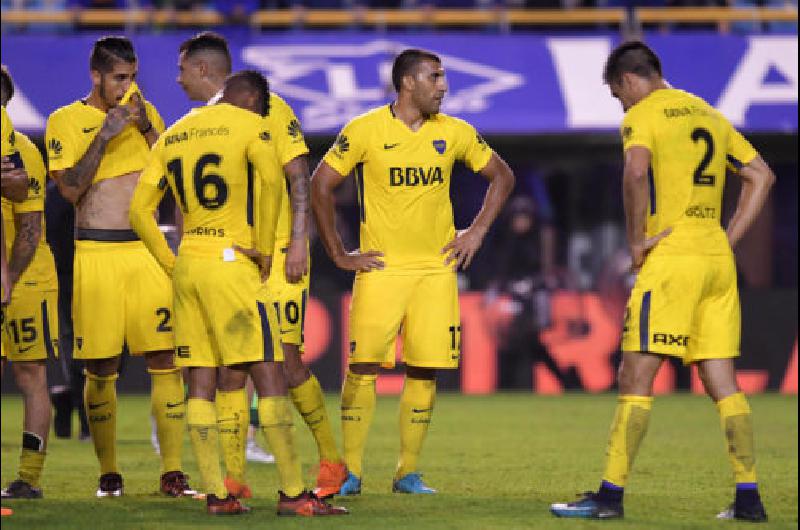 A Boca se le cayoacute la Defensa