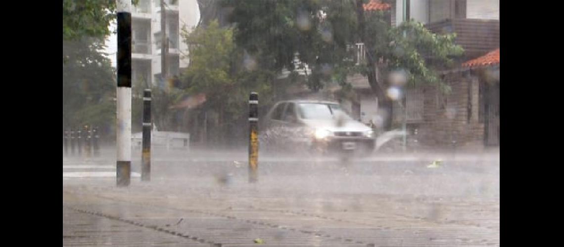 Mar del Plata sin clases y con zonas inundadas y sin luz