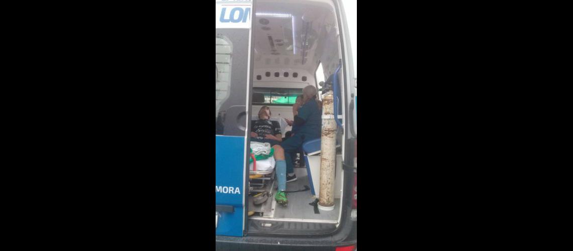 Cinco vecinos fueron asistidos en la calle por Emergencias Lomas