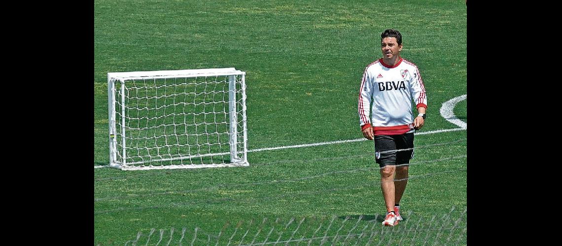 Gallardo piensa en Emelec