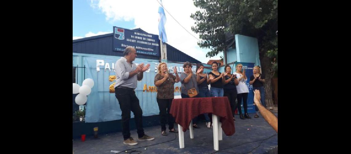 El Comedor Palomitas Mensajeras festejoacute sus 25 antildeos junto a los vecinos