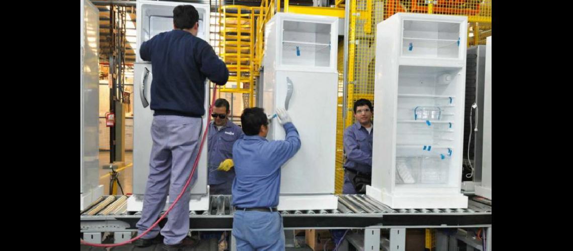 El cierre de Mabe dejoacute 120 despidos