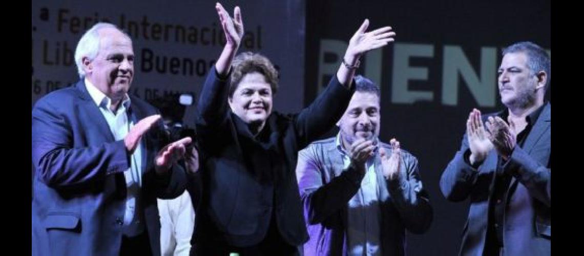 Rousseff- ldquoLibre o en prisioacuten Lula seraacute el proacuteximo presidente de Brasil
