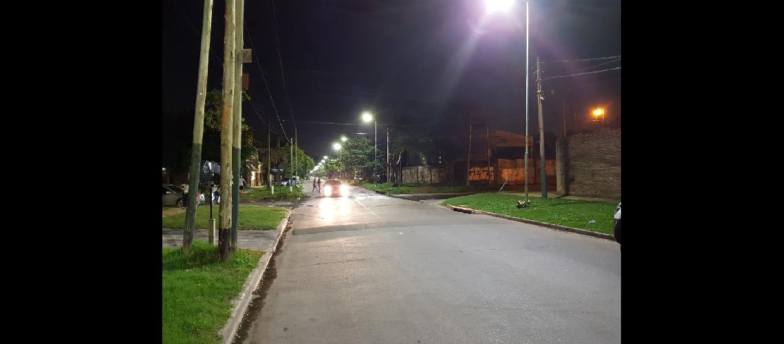 La instalacioacuten de luminarias LED llega a nuevos barrios de Lomas