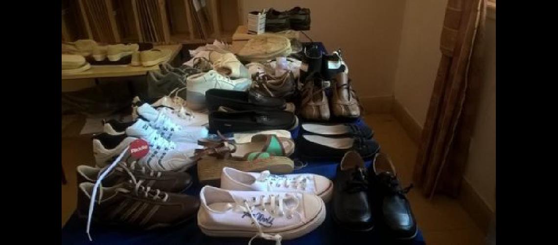 Juntan zapatillas para donar a la comunidad wichi de Salta