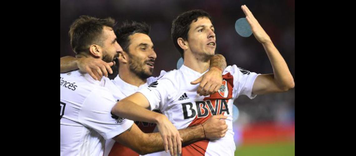 River soploacute maacutes que el Cicloacuten
