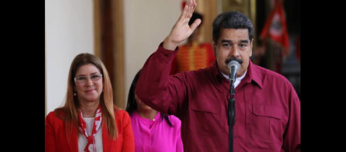 Nicolaacutes Maduro fue proclamado presidente hasta 2025