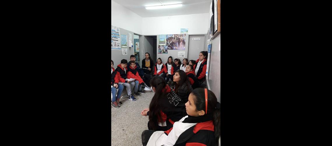 Estudiantes visitaron la Unidad Sanitaria Fonrouge