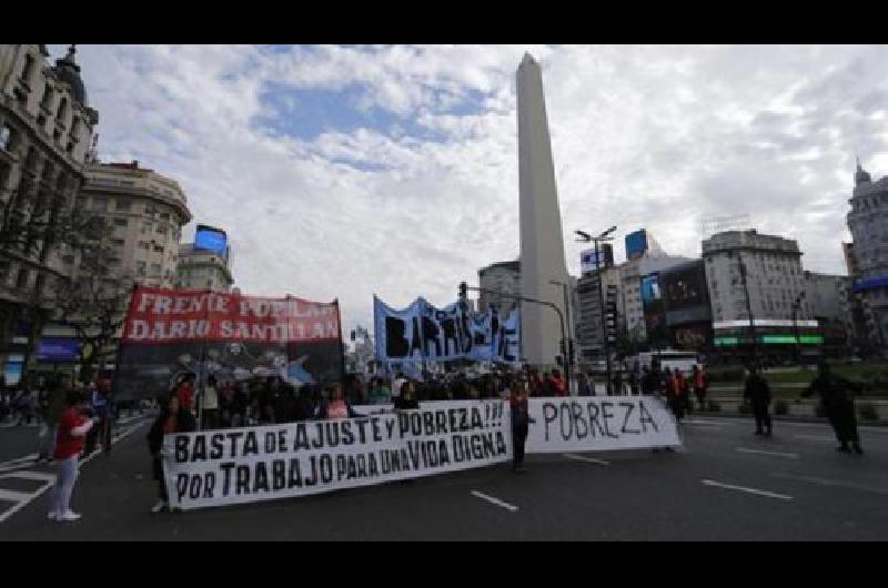 Protesta en el Obelisco en rechazo a las negociaciones con el FMI