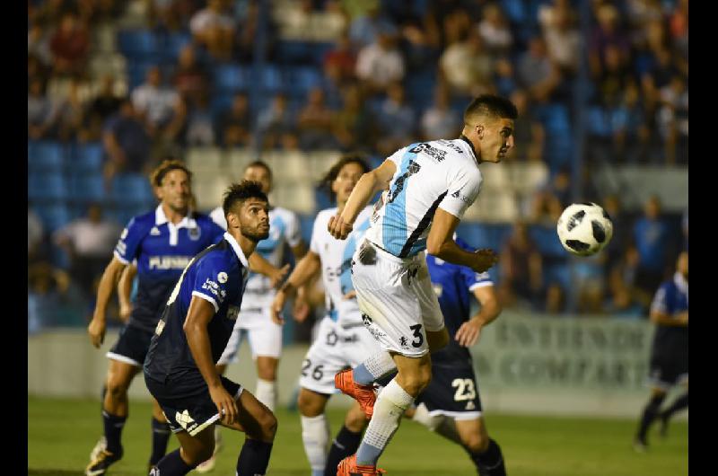 Dos bajas maacutes para Temperley