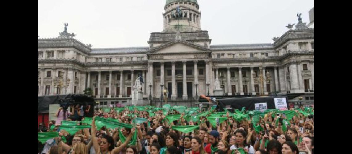 Aborto- en una sesioacuten histoacuterica la mirada apunta a los indecisos