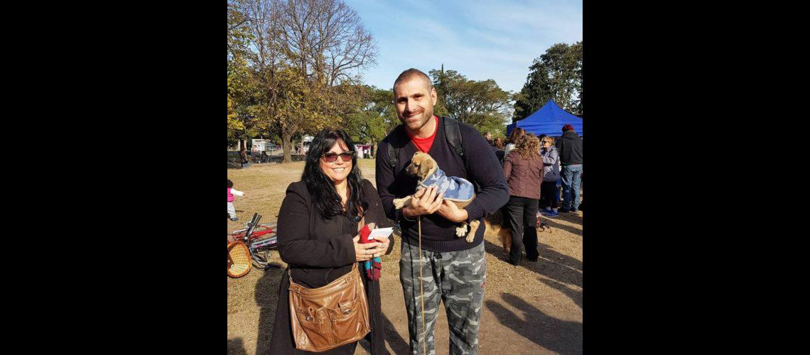 Maacutes familias de Lomas adoptaron una mascota en el evento de Zoonosis