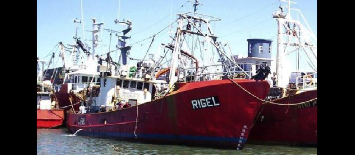 Pesquero Rigel- hallan un tambor de aceite en la zona de buacutesqueda