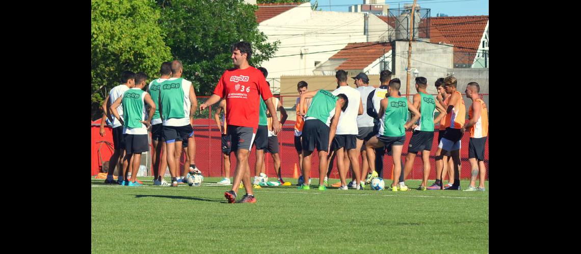Talleres volvioacute al entrenamiento con caras nuevas
