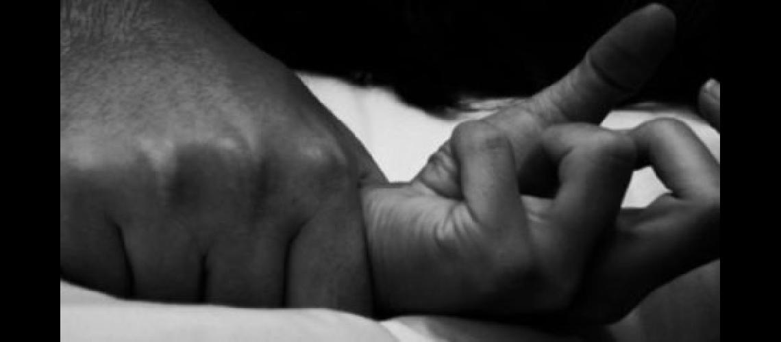 Burzaco- una adolescente denuncioacute que su compantildeero de escuela la violoacute