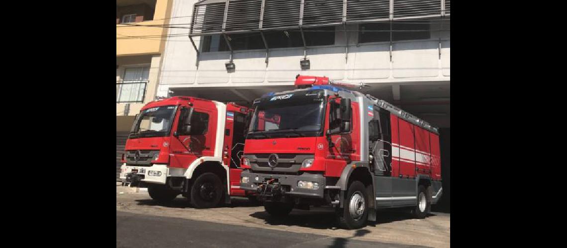 Llega el Stacker Day a Burguer King para ayudar a los bomberos