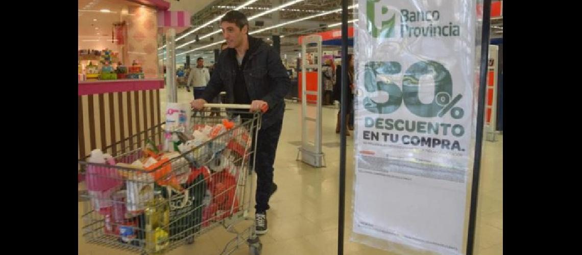 Banco Provincia- anuncian el 50-en-porciento- de ahorro en supermercados