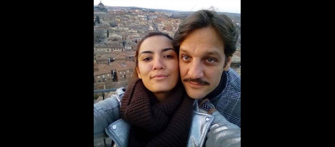 Se agrandan dos familias