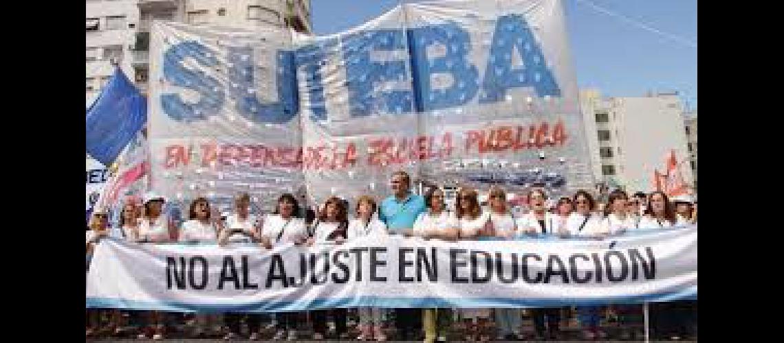 Paro protestas y movilizacioacuten en el comienzo de semana