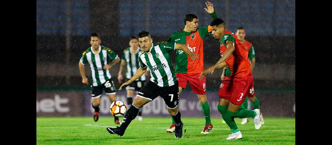 Banfield quiere dar vuelta la serie y festejar en su estadio