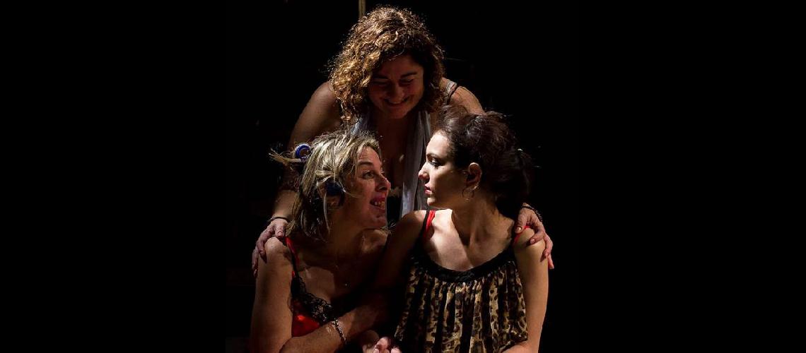 Domingo de teatro en Banfield