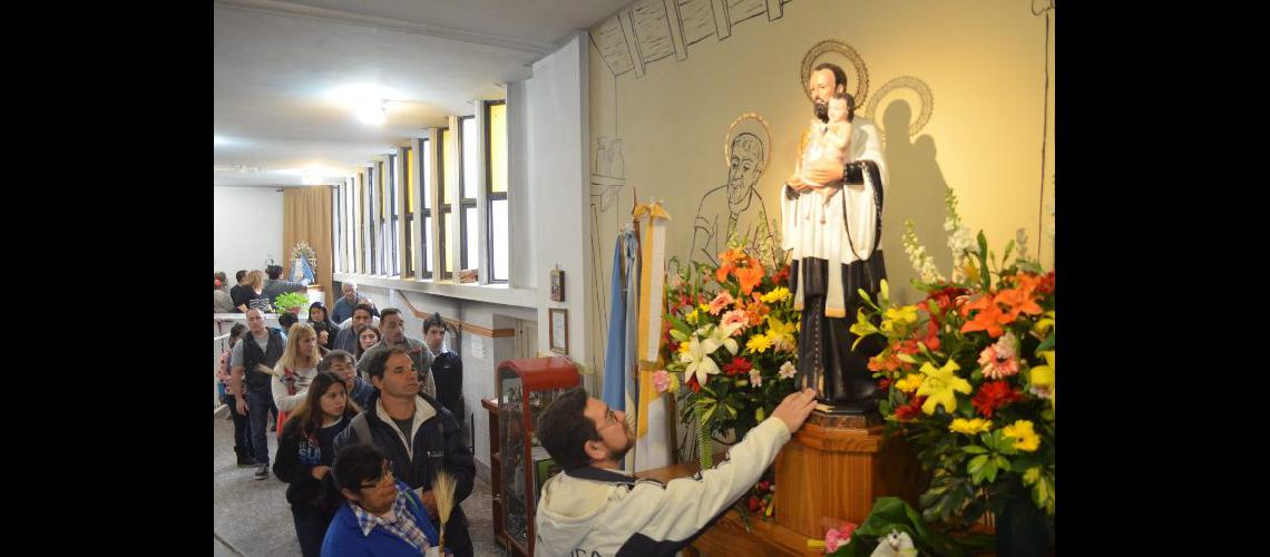 Lomas- misas por San Cayetano