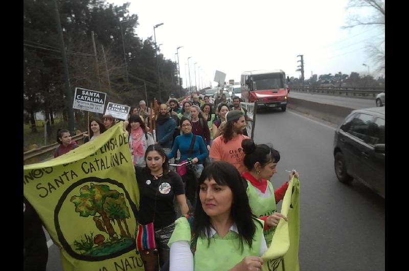 Movilizaron para exigir que se proteja la Reserva Santa Catalina