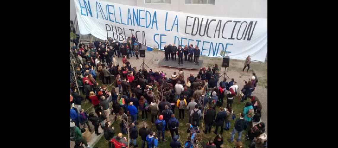 Se realizoacute el foro de Debate en Defensa de la Educacioacuten Puacuteblica