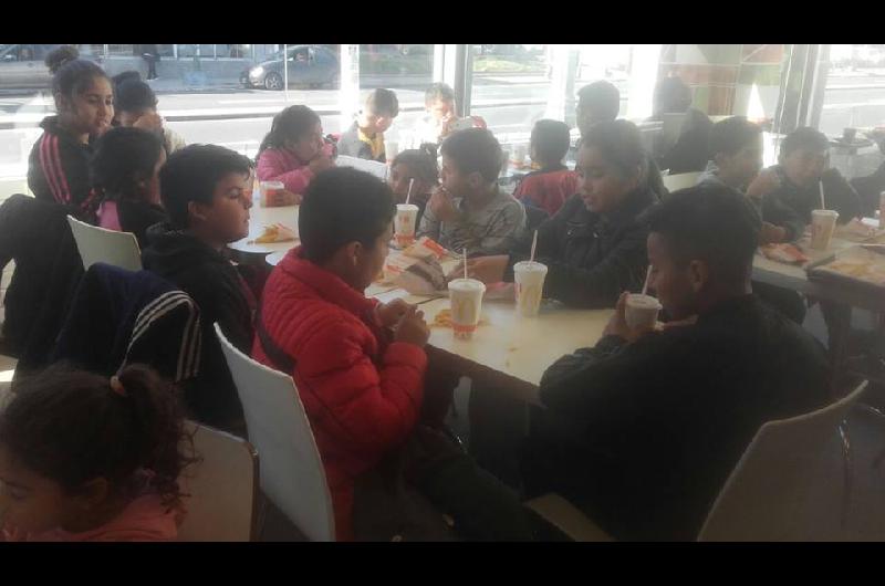 Instituciones de Lomas visitan McDonaldrsquos