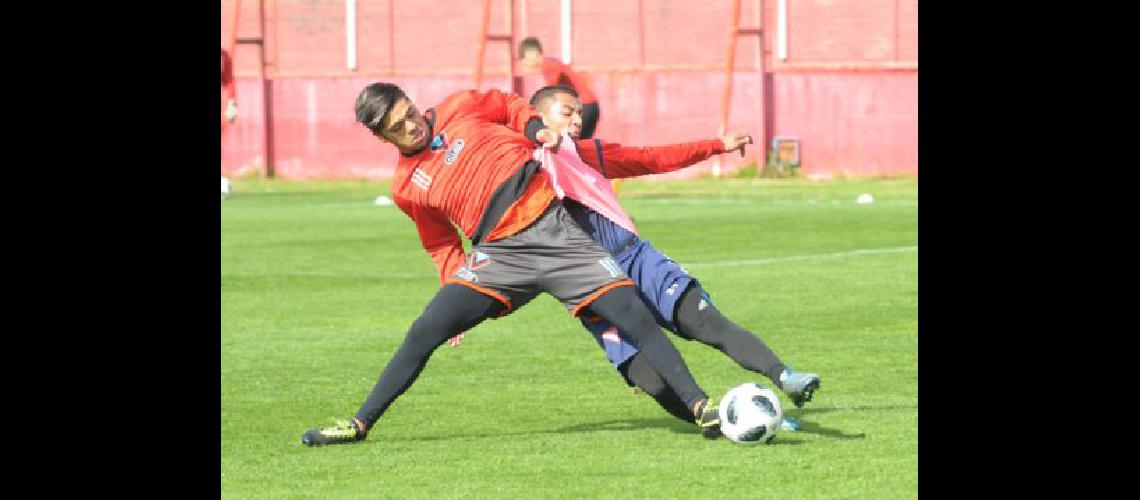 Braian Guille resultoacute una pesadilla para los defensores de Olimpo