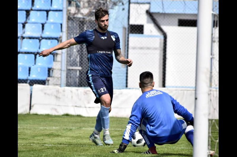 El delantero anotoacute un gol en el amistoso ante Sportivo Italiano