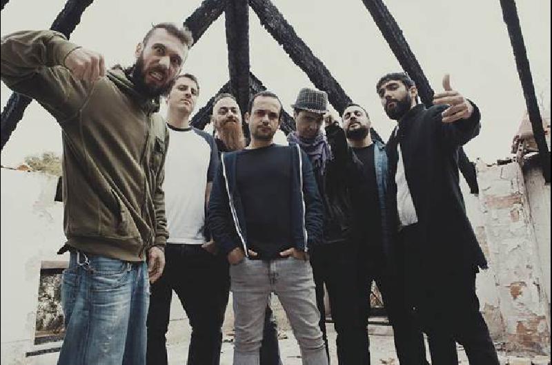 tocan en el portentildeo uniclub