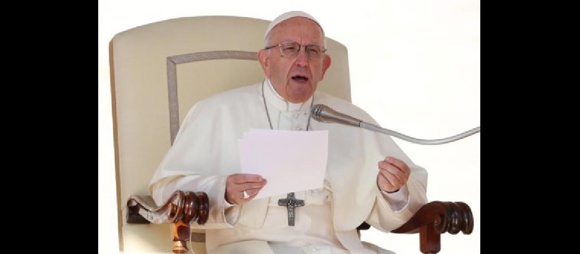 El Papa Francisco comparoacute al aborto con recurrir a un asesino a sueldo para resolver un problema