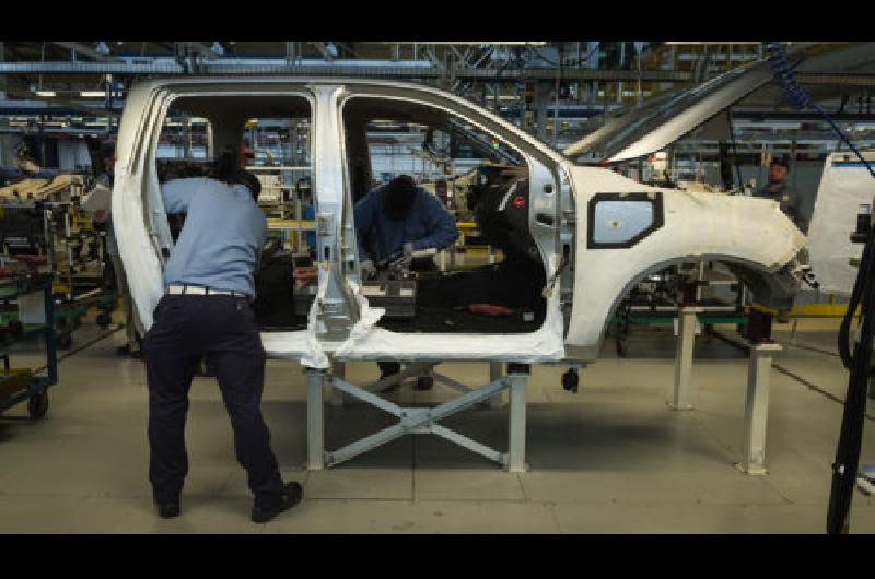 Renault cierra una planta en Tandil y despide a 100 empleados