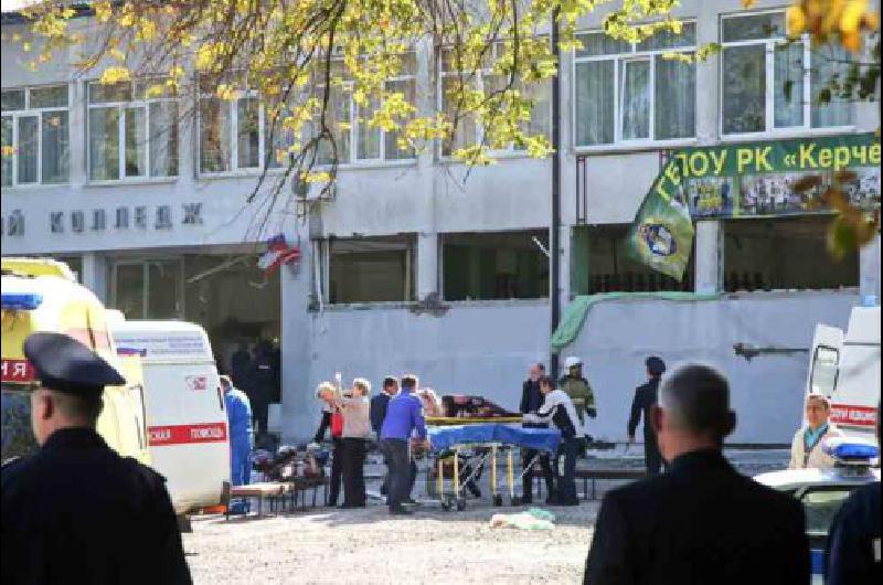 Ataque en un instituto de Crimea- hay 17 muertos y 40 heridos