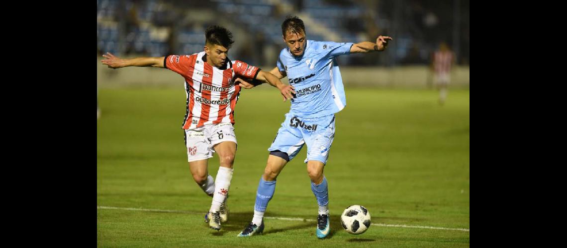 Gonzaacutelez no pudo gravitar y generoacute poco por la banda Estuvo bien marcado