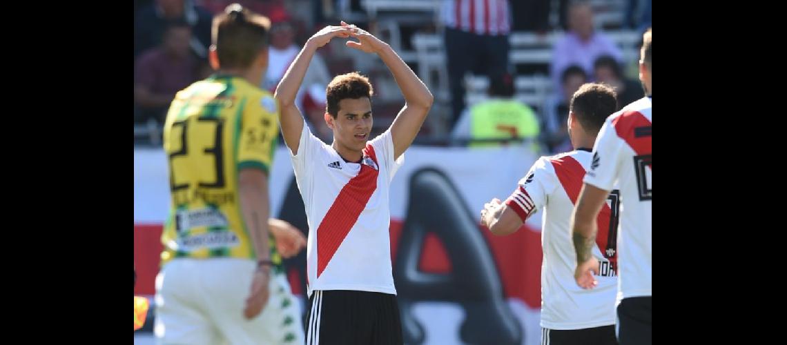 El pibe Ferreira de 19 antildeos festeja Con su primer gol en primera el Millo logroacute una importante victoria
