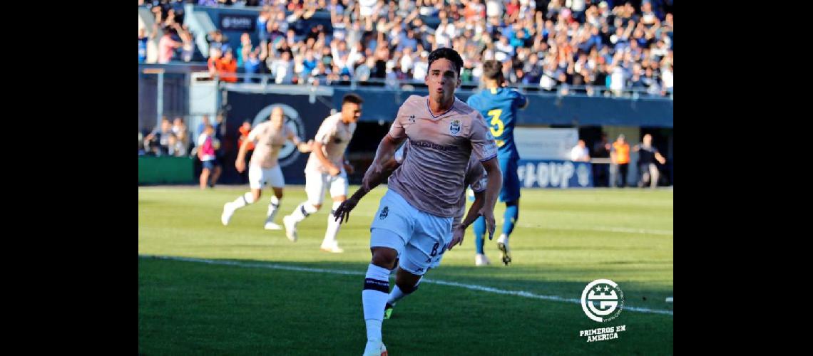 Faravelli con un lindo gol abrioacute el partido para Gimnasia