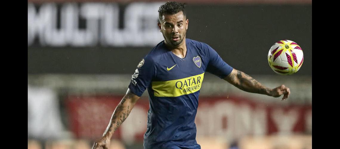 El teacutecnico no incluyoacute a Edwin Cardona que comienza a despedirse de Boca